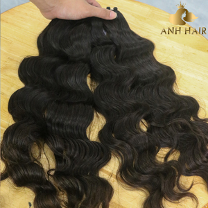 Cabello Natural Ondulado en Trama - Negro Natural 100% Cabello Humano (Cabello Virgen) Procesado con Vapor, Calidad Premium, Voluminoso, Suave - Product Image 1