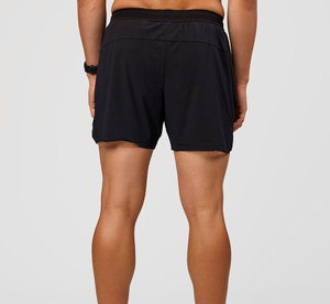 Pantalones Cortos Deportivos para Hombre con Diseño de Puntos Negros, Secado Rápido, Cintura con Cordón Ajustable, Longitud Media, Tejido de Poliéster - Product Image 2