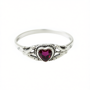 Fine <b>Garnet</b> <b>Ring</b> 1.6 Grams - Product Image 2