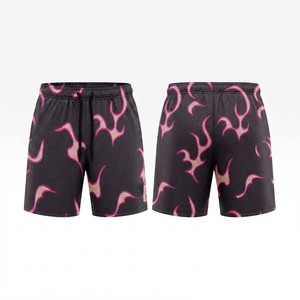Shorts en maille pour hommes 150 GSM en polyester respirant, imprimé flamme noir et rose, logo personnalisé, sublimation, vêtements de sport, fabrication usine - Product Image 1