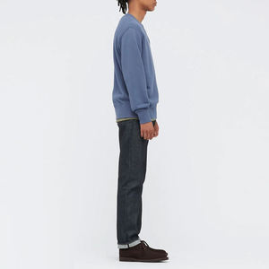 Sweat-shirt confortable et léger, conçu pour un confort ultime, avec une coupe décontractée et un style tendance pour un usage quotidien. - Product Image 4