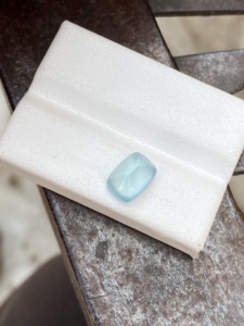 Aigue-marine naturelle 2,53 carats, forme coussin longue, pierre précieuse en vrac, bonne qualité de couleur pour la fabrication de bijoux - Product Image 2