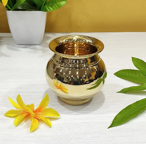 Vase kalash Lota en laiton poli à lignes fines pour la décoration sacrée des temples domestiques, disponible à prix de gros. - Product Image 5