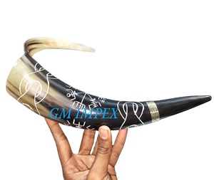 Soporte de cuerno para beber de búfalo hecho a mano de la mejor calidad, diseño elegante de animales, artesanías naturales pulidas DE LA India - Product Image 4
