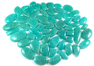 อเมซอนไนต์ธรรมชาติ พลอยหลวม สีฟ้าเขียว ทรงหลังเบี้ย ขายส่ง หินขัดเงาสำหรับทำเครื่องประดับ - Product Image 5