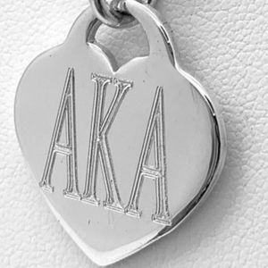 AKA <b>Heart</b> Necklace Elegant Gold Tone <b>Heart</b> Pendant Chain Necklace Fashion Jewelry Accessory Romantic <b>Charm</b> Gift - Product Image 2