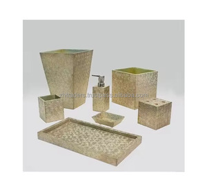 Juego de Baño de Lujo Hecho a Mano con Incrustaciones de Nácar, Siete Piezas, Bandeja, Dispensador, Caja Decorativa, Florero para Hogar y Hotel - Product Image 2