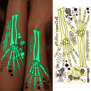 Venta al por mayor de pegatinas de tatuaje temporal que brillan en <span class=keywords><strong>la</strong></span> oscuridad para Halloween, gato, calabaza, bruja, murciélago, fantasma, Calavera, papel de tatuaje para brazo corporal - Product Image 1
