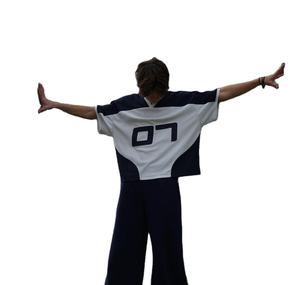 Chemises de sport décontractées à manches courtes pour hommes personnalisées, jersey américain respirant en maille, col en V, rayé, graphique 3D avec numéro, tendance - Product Image 6