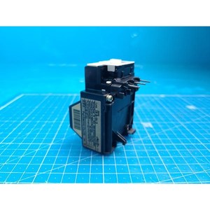 Relé de Sobrecarga Térmica Fuji TR-5-0N/3 Usado Como Está, Piezas de Equipos Semiconductores Legados - Product Image 1