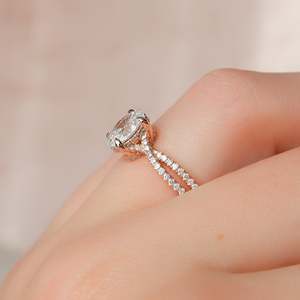 Bague solitaire élégante à tige torsadée avec diamant ovale de 2,00 carats cultivé en laboratoire IGI, bijoux fins, bague de fiançailles en or 14 carats, cadeau pour femme - Product Image 5