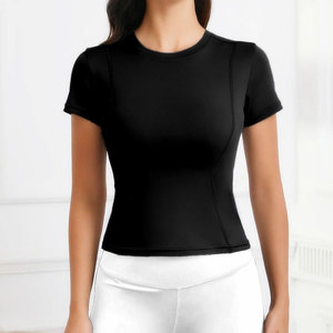 T-shirt de sport respirant à col rond pour femme, taille plus, en tissu compressif écologique, idéal pour la pratique du yoga - Product Image 2