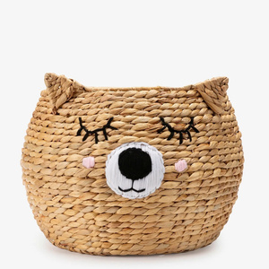 Panier de rangement en jacinthe d'eau tressée motif visage d'ours, tendance écologique, pour la décoration de la maison, de l'hôtel, de la chambre d'enfant et de la crèche - Product Image 1