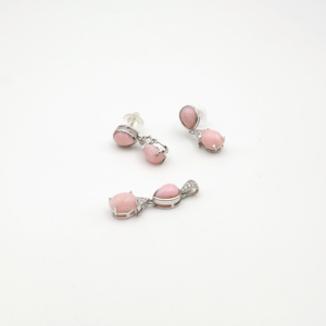 Juego de pendientes de ópalo rosa con colgante de plata 925 con detalles de diamantes americanos, diseño ovalado de tuerca y gota. - Product Image 1