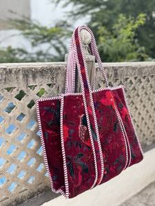 Trendy Printed Velvet Quilted Shoulder Bag for Casual and Party Wear - Product Image 2