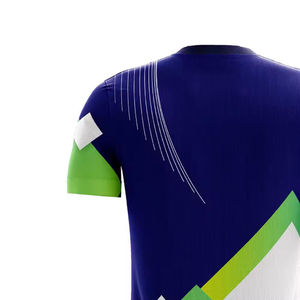 Ensemble de maillots de football personnalisés en gros pour équipes, uniforme de football avec impression par sublimation, 100 % polyester, anti-humidité, séchage rapide, coupe courte à l'avant - Product Image 5