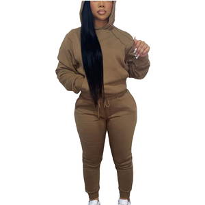 Conjunto Deportivo para Mujer 2026, Top Corto con Capucha, Pantalones con Cordón, Pantalones Deportivos y Sudadera con Capucha - Product Image 3
