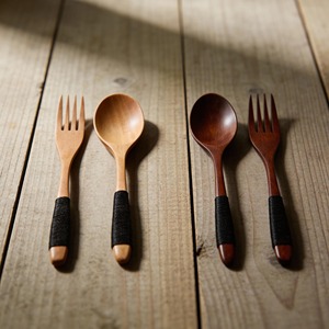 Ensemble de cuillères et fourchettes à salade en bois de haute qualité, écologiques, ustensiles de cuisine manuels - Product Image 3