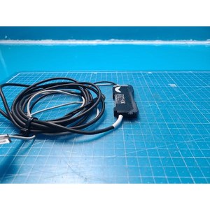 เครื่องขยายสัญญาณเลเซอร์ดิจิตอล KEYENCE LV-11SB มือสอง ใช้งานได้ทันที อะไหล่อุปกรณ์เซมิคอนดักเตอร์รุ่นเก่า - Product Image 6