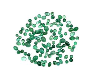 พลอยมรกตธรรมชาติจากแซมเบีย รูปทรงผสมแบบคาโบชอง ขนาด 3-6*9 มม. น้ำหนัก 5 กะรัต สำหรับทำเครื่องประดับ - Product Image 3