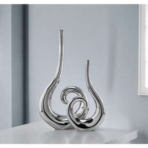 Jarrón de Metal Tradicional Diseñado para Decoración Étnica del Hogar, Decoración de Bodas y Proyectos de Interiores de Estilo Herencia - Product Image 1