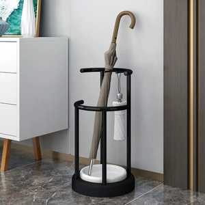 Porte-parapluies et porte-bâtons de luxe en acier inoxydable doré, avec plateau multi-grilles et tapis rouge, pour entrée commerciale - Product Image 3