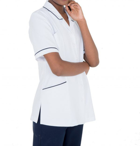 Tunique blanche à manches courtes pour femmes, bordure marine, respirante, en coton/polyester/spandex, uniforme pour esthéticiennes, infirmières, personnel hôtelier - Product Image 1