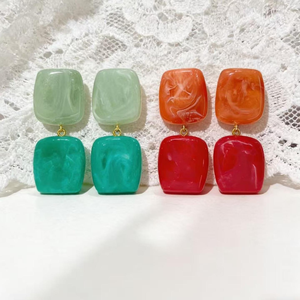 Pendientes de Resina Ocean Breeze, Pendientes de Resina Golden Blossom, Pendientes de Resina Fairy Dust, Pendientes de Resina Aurora, Pendientes de Resina Secret Garden - Product Image 6