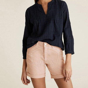 Shorts de Mezclilla para Mujer, Hechos en Pakistán, con Contraste de Color, de Alta Calidad, Cómodos y a la Moda - Product Image 2