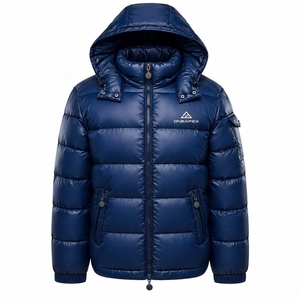 Veste matelassée à capuche bleu marine pour homme, veste d'hiver chaude et matelassée pour l'extérieur, veste légère imperméable One Apex - Product Image 1