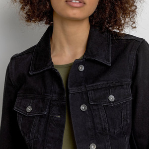 Denim Shirts Wholesale Fashion Finished Customizable Women Denim Jacket Long Sleeves OEM Service 100% Cotton Windproof Custom - Product Image 6