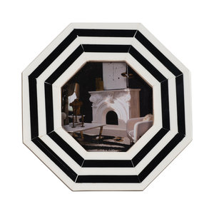ZONE ARTISANALE Cadre photo octogonal vertical en résine écologique HCZ-95 Décoration moderne pour la maison et le bureau - Product Image 4