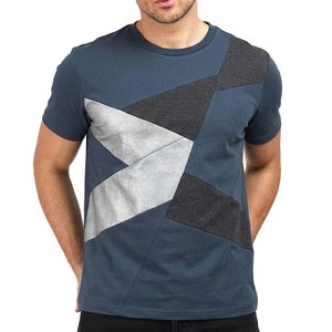T-shirt pour homme de qualité supérieure avec panneaux géométriques, en coton premium, respirant, tissu doux, manches courtes, col rond, streetwear décontracté - Product Image 4