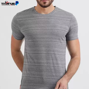Camiseta de Hombre, Corte Ajustado, Cuello Redondo, Tela Elástica y Cómoda, Estilo Casual, Diseño Moderno y Minimalista, Prenda Esencial para el Día a Día - Product Image 6