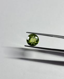 Pierre précieuse péridot naturelle ronde à facettes, olive, calibrée pour la fabrication de bijoux, de 3 mm à 10 mm - Product Image 3