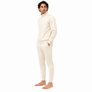 Chándal duradero para hombre diseñado para amantes del fitness que disfrutan del entrenamiento en el gimnasio, el jogging, la carrera, los deportes, los viajes y actividades informales relajadas. - Product Image 4