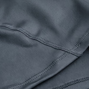 Chemise à manches longues pour hommes, pour le sport et la remise en forme, col haut, couleur unie, séchage rapide, avec tissu élastique respirant, style ajusté - Product Image 6