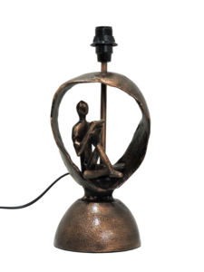 Lampe de table artistique en forme d'homme lisant - Lampe de bureau sculpturale en aluminium moulé finition bronze pour la maison, le bureau, la bibliothèque et la décoration de chevet - Product Image 3