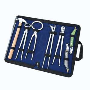 Kit d'outils professionnels pour fermeurs avec coupe-fer à sabots, pince à sabots courbée, marteau de sabotage et extracteur de clous de fer à sabots pour chevaux - Product Image 1