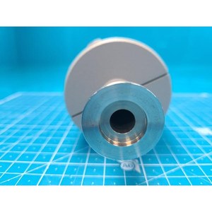 Manomètre capacitif MKS 62B11TBE, utilisé comme pièce détachée d'équipement semi-conducteur d'époque - Product Image 3