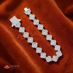 Bracelet en chaîne fine en moissanite argentée, style Manhattan New York, pour tous les jours, les fêtes, les mariages, un cadeau élégant - Product Image 2