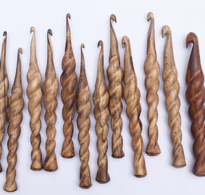 เข็มโครเชต์ไม้ธรรมชาติทำมือ ดีไซน์ไม่ซ้ำใคร (4มม.-16มม.) - Product Image 5