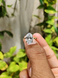 แหวนเพชรแล็บ 1.00 กะรัต รูปไข่ สี F ความสะอาด VS1 แหวนหมั้น ทองคำแท้ 18K รับรองโดย GIA เครื่องประดับคลาสสิกสำหรับใส่ทุกวัน - Product Image 1