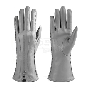 Fashionable Leather Dressing <b>Gloves</b> Durable And Comfortable Design For Daily Wear Travel And Formal Occasions - Product Image 4