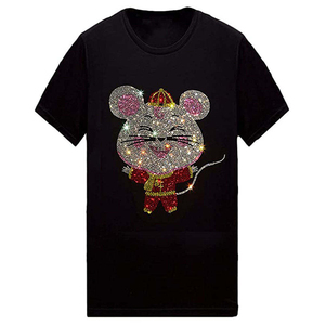 เสื้อยืดผู้ชายประดับคริสตัล ดีไซน์ทันสมัย เนื้อผ้านุ่ม ระบายอากาศได้ดี เหมาะสำหรับสตรีทแวร์ ปาร์ตี้ และกิจกรรมกลางแจ้ง - Product Image 1