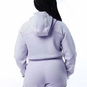 Ensemble sweat à capuche et short respirant pour femmes grandes tailles avec fermeture éclair – Le plus demandé, à manches longues et coupe courte - Product Image 2