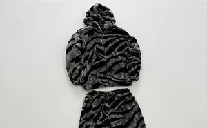 Conjunto Deportivo Unisex de Forro Polar Grueso con Estampado de Leopardo, Sudadera con Capucha, Manga Larga, Cordón Ajustable, Corte Regular, Ropa Casual de Invierno para Adultos - Product Image 3