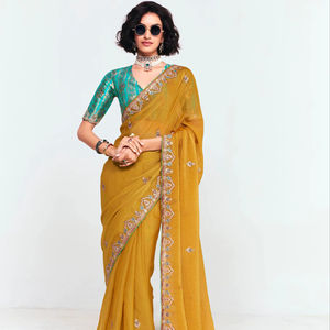 Sari vintage inspiré de Bollywood avec broderies, tenue indienne traditionnelle pour femmes, parfait pour les mariées, les fêtes - Product Image 1