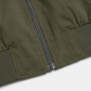 Veste bomber pour homme, prix d'usine, logo personnalisé imprimé, imperméable, pour l'hiver et les activités de plein air, faible quantité minimum de commande. - Product Image 6
