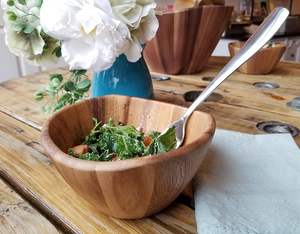 Tazón para servir Acacia Wave, para frutas o ensaladas, pequeño, 6 pulgadas de diámetro x 3 pulgadas de altura, un solo tazón, 20 onzas líquidas - Product Image 3